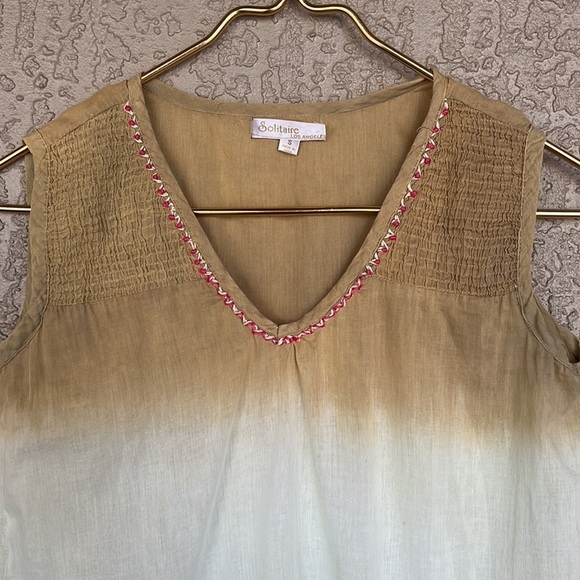 Solitaire Los Angeles Floral Embroidered‎ & Smocked Detail Ombre Sleeveless Top - Picture 3 of 9